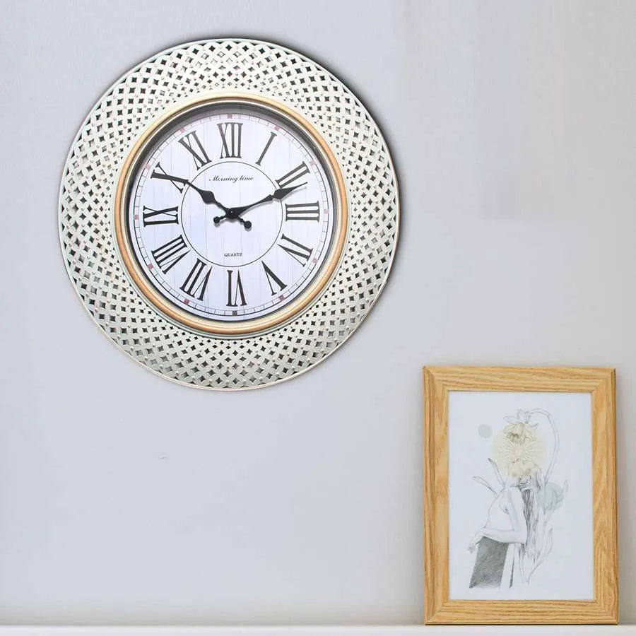 Round Shape Wall Clock